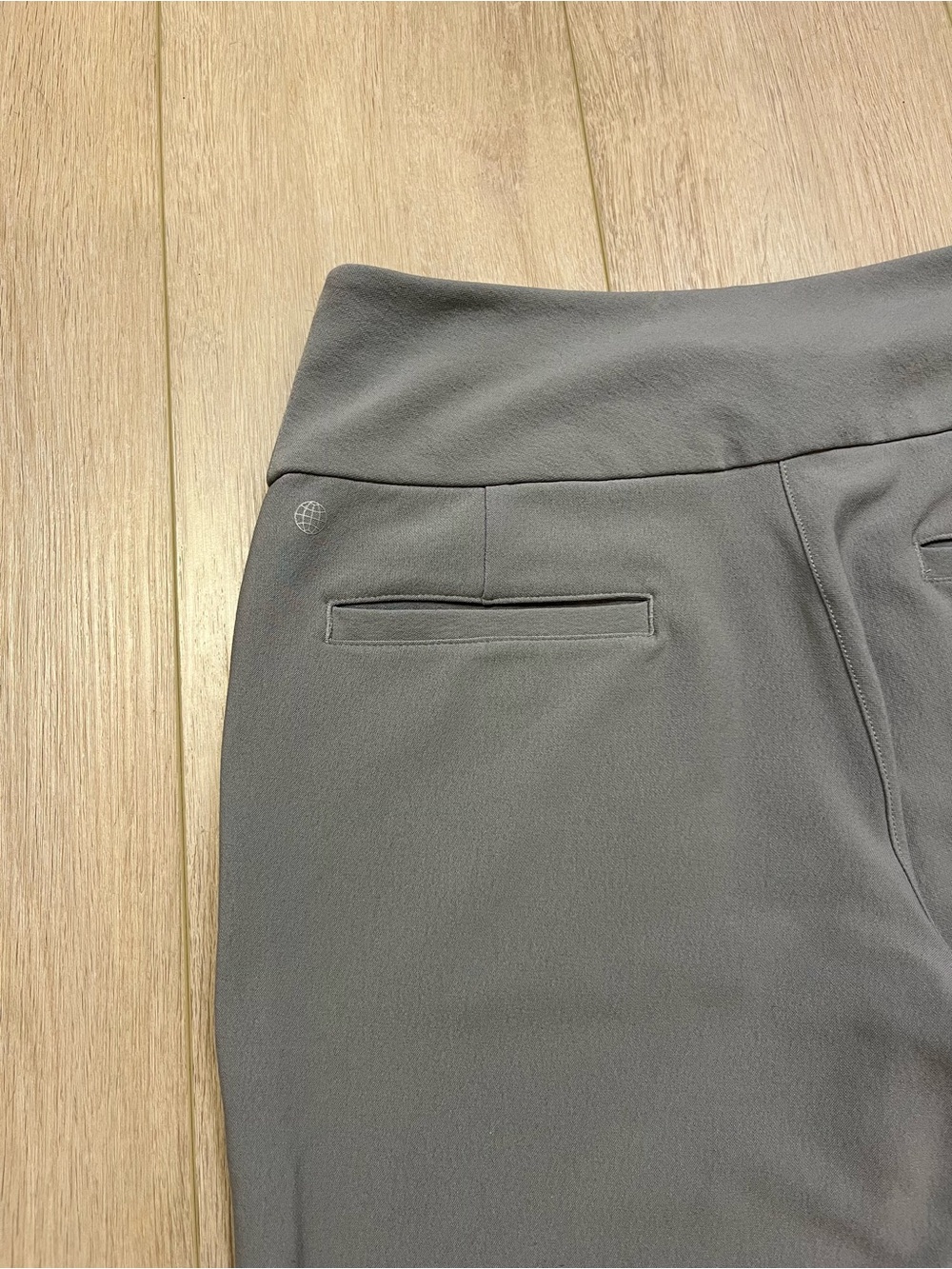 ADIDAS Women's Grey Pull-On Stretch Trousers - FREE SHIPPING on Bundles $95+ - Picture 10 of 14